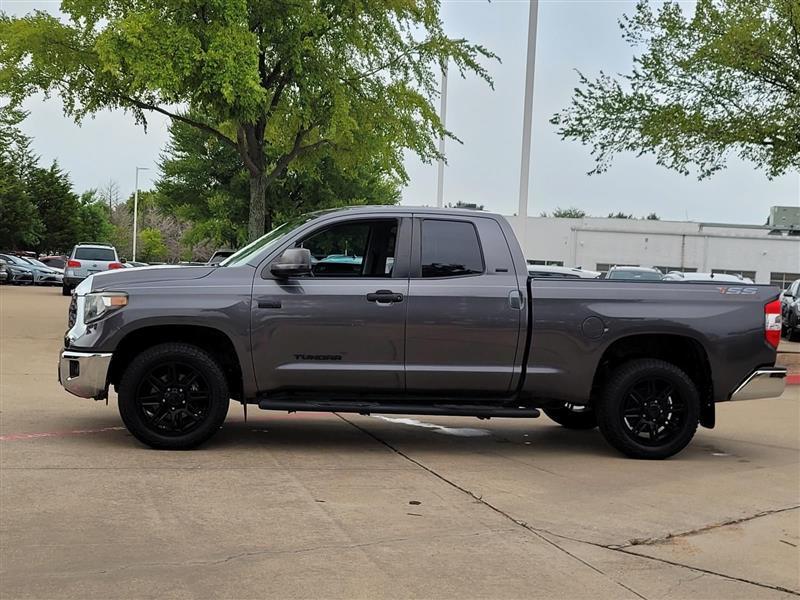 Toyota Tundra SR5 5.7L V8 Double Cab 2WD 2020