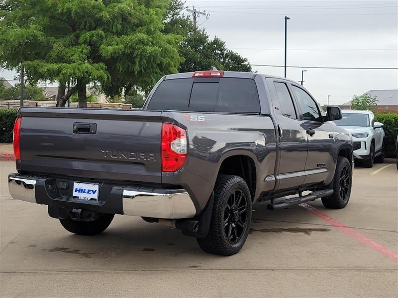 Toyota Tundra SR5 5.7L V8 Double Cab 2WD 2020