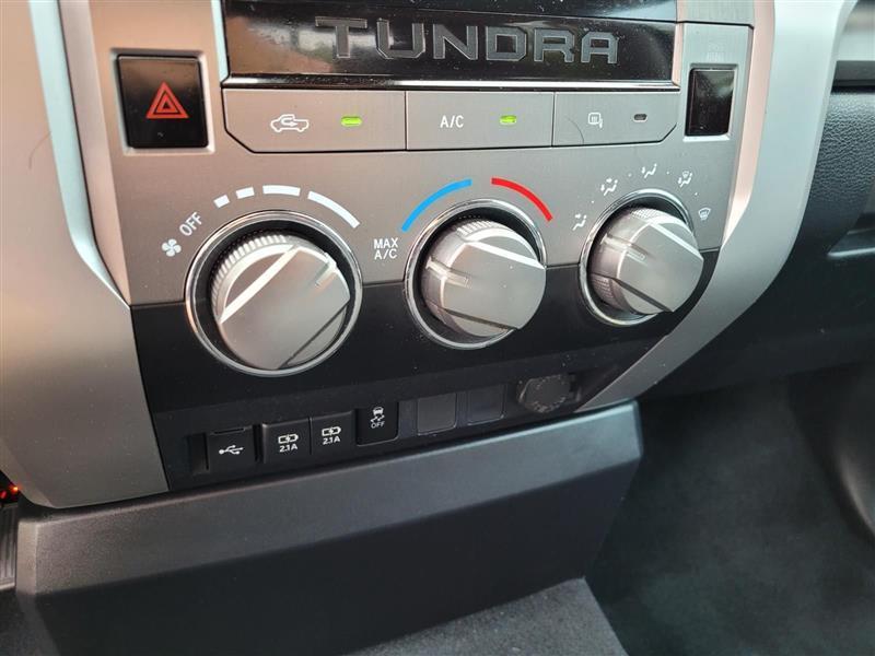 Toyota Tundra SR5 5.7L V8 Double Cab 2WD 2020