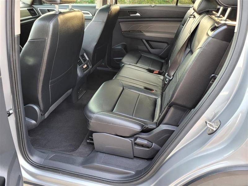 Volkswagen Atlas V6 SE w/Technology 2022