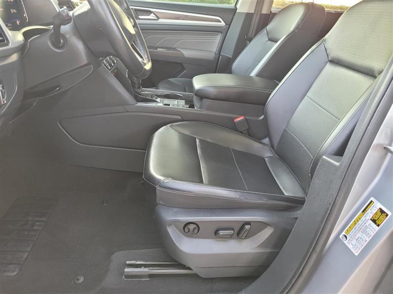 Volkswagen Atlas V6 SE w/Technology 2022