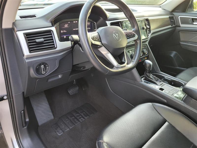 Volkswagen Atlas V6 SE w/Technology 2022