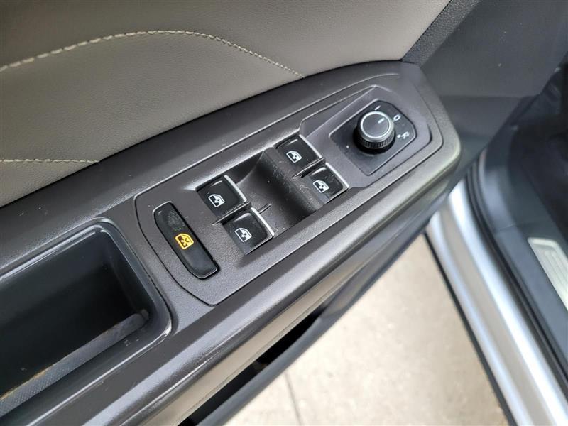 Volkswagen Atlas V6 SE w/Technology 2022