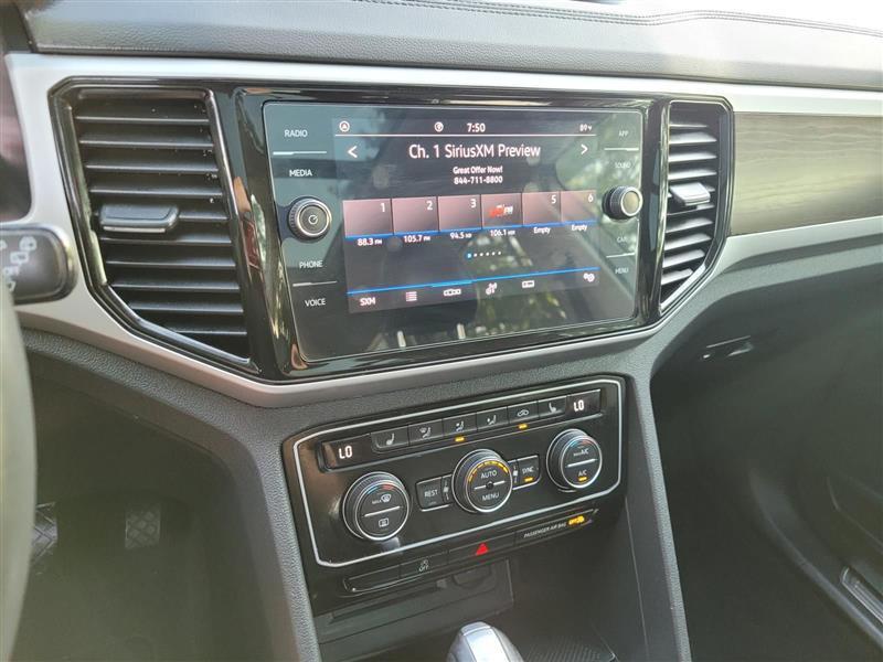 Volkswagen Atlas V6 SE w/Technology 2022