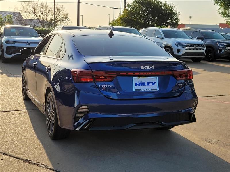 Kia Forte GT Line 2024