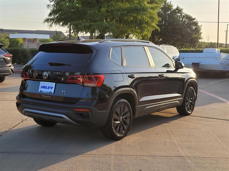 Volkswagen Taos S 2022