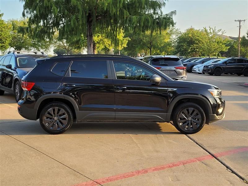 Volkswagen Taos S 2022
