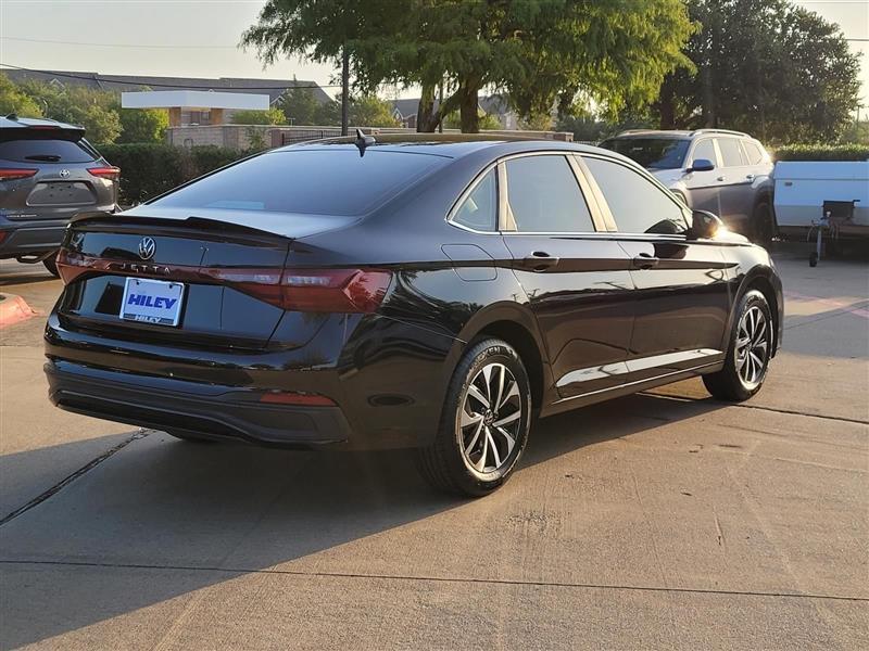 Volkswagen Jetta S 2026