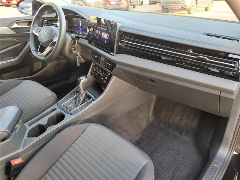 Volkswagen Jetta S 2026