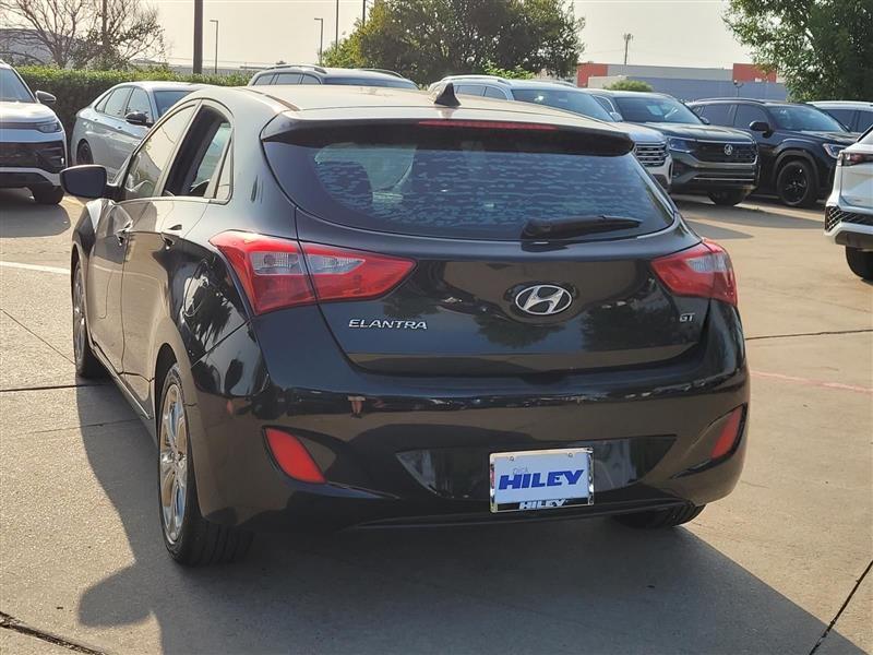 Hyundai Elantra GT A/T 2013