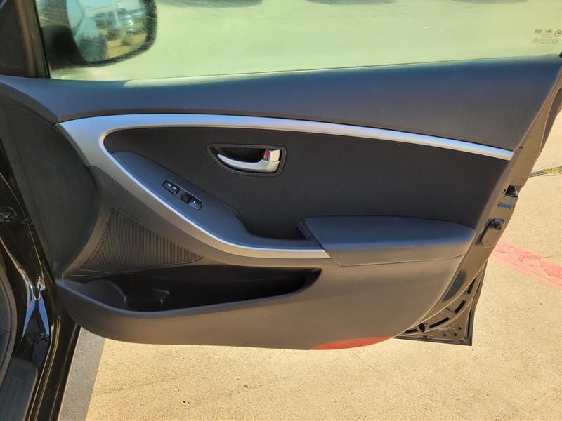 Hyundai Elantra GT A/T 2013
