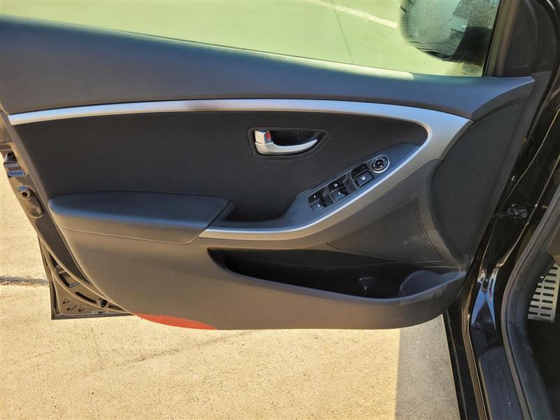 Hyundai Elantra GT A/T 2013