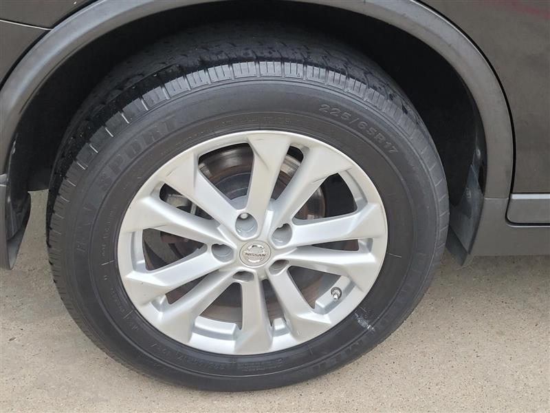 Nissan Rogue SV 2WD 2016