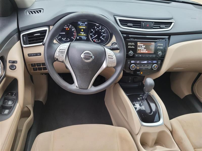 Nissan Rogue SV 2WD 2016