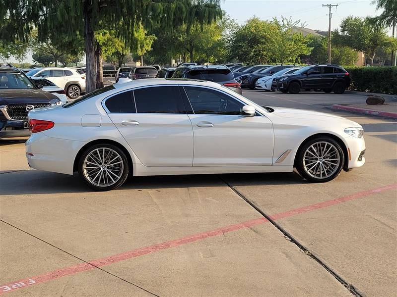 BMW 5-Series 530i xDrive 2019
