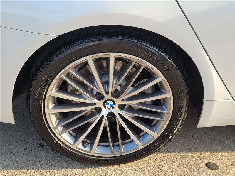 BMW 5-Series 530i xDrive 2019