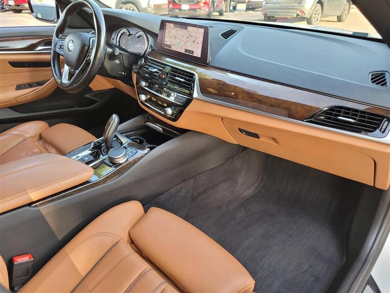 BMW 5-Series 530i xDrive 2019