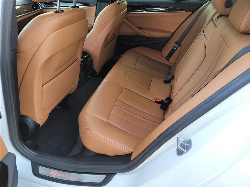 BMW 5-Series 530i xDrive 2019