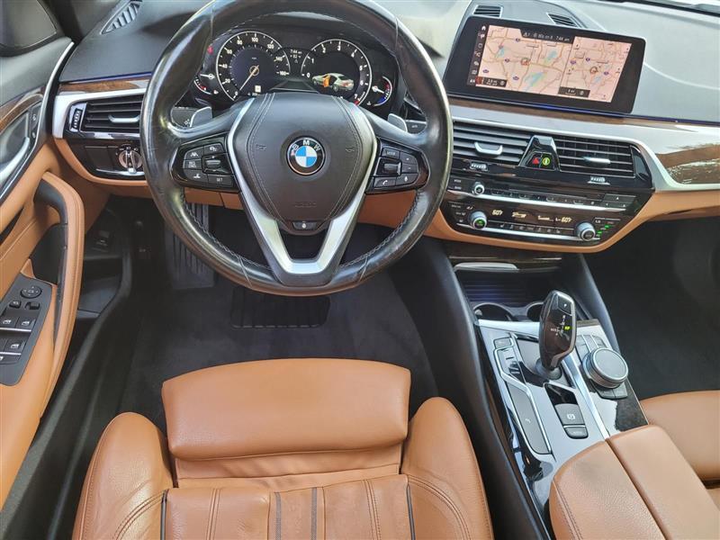 BMW 5-Series 530i xDrive 2019