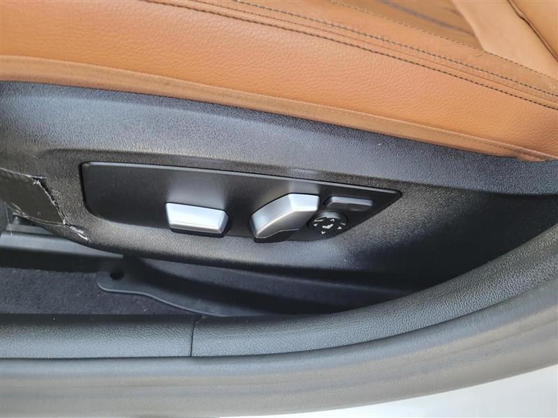 BMW 5-Series 530i xDrive 2019