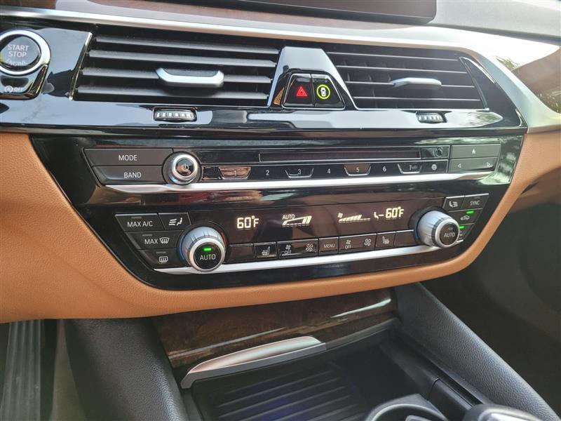 BMW 5-Series 530i xDrive 2019