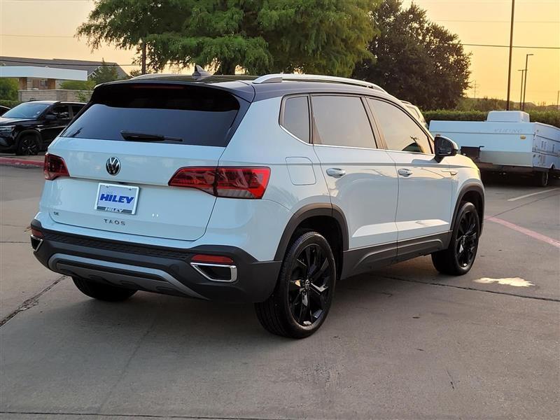 Volkswagen Taos Comfortline 2023