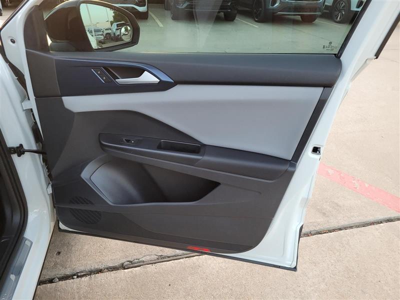 Volkswagen Taos Comfortline 2023