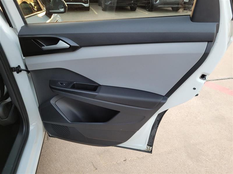 Volkswagen Taos Comfortline 2023