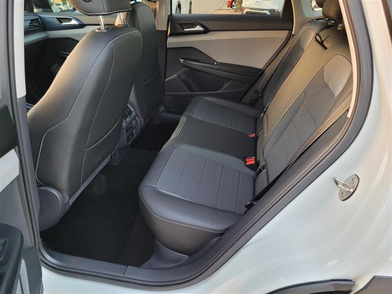 Volkswagen Taos Comfortline 2023