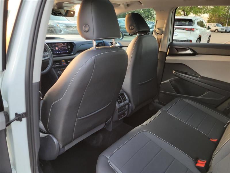 Volkswagen Taos Comfortline 2023