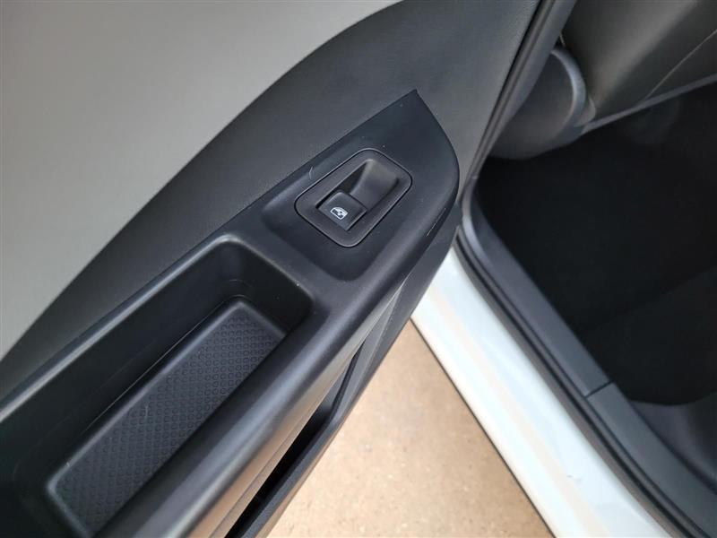 Volkswagen Taos Comfortline 2023