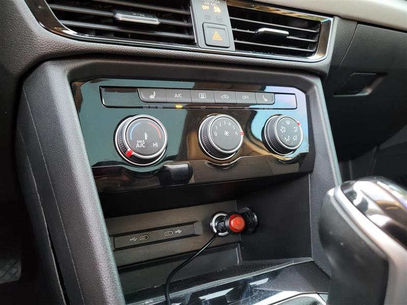 Volkswagen Taos Comfortline 2023