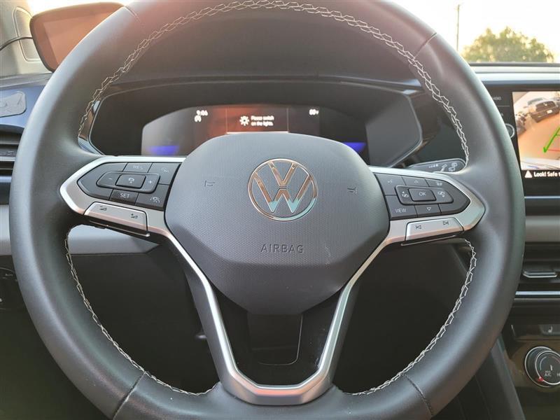 Volkswagen Taos Comfortline 2023