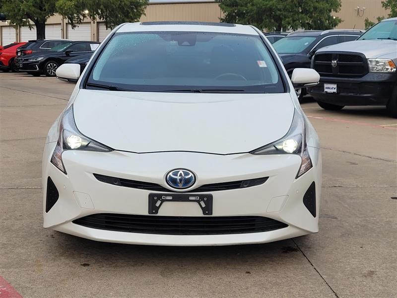 Toyota Prius Two Eco 2016