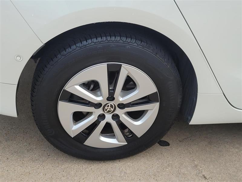 Toyota Prius Two Eco 2016