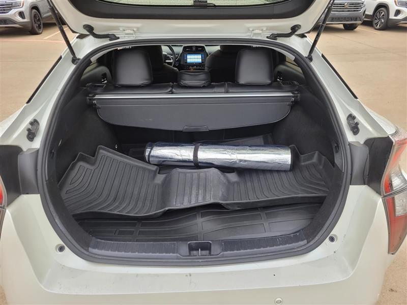 Toyota Prius Two Eco 2016