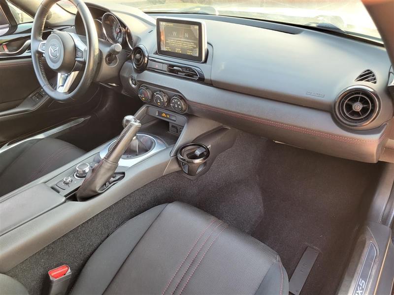 Mazda MX-5 Miata Club 6AT 2016