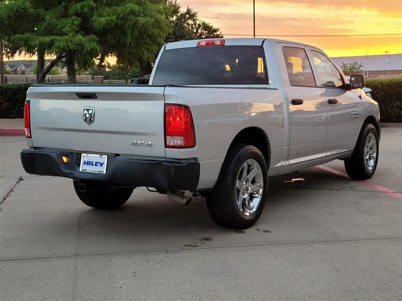 RAM 1500 Tradesman Crew Cab SWB 2WD 2015