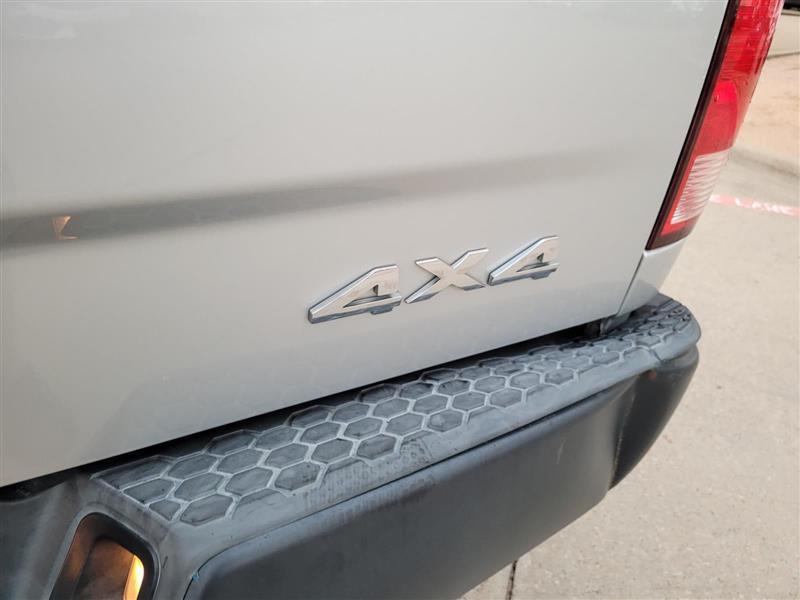 RAM 1500 Tradesman Crew Cab SWB 2WD 2015