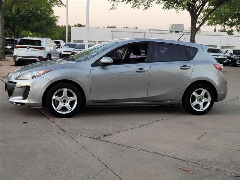 Mazda MAZDA3 i Touring AT 5-Door 2013
