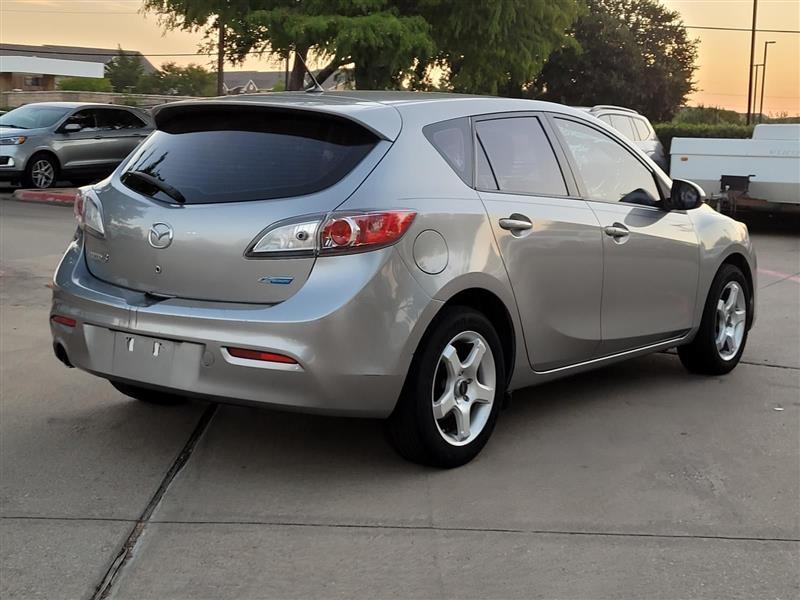Mazda MAZDA3 i Touring AT 5-Door 2013