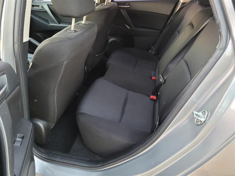 Mazda MAZDA3 i Touring AT 5-Door 2013