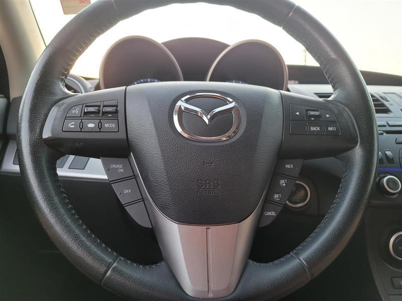 Mazda MAZDA3 i Touring AT 5-Door 2013