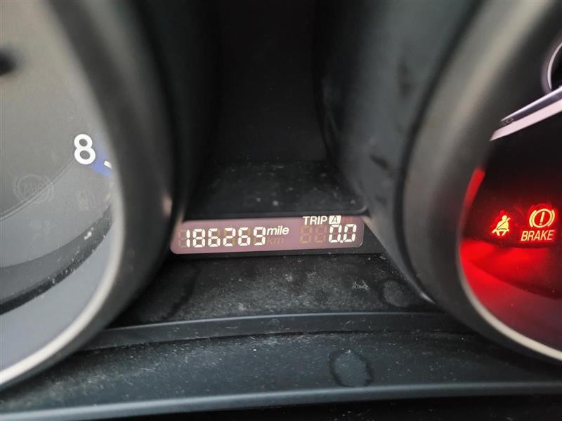 Mazda MAZDA3 i Touring AT 5-Door 2013