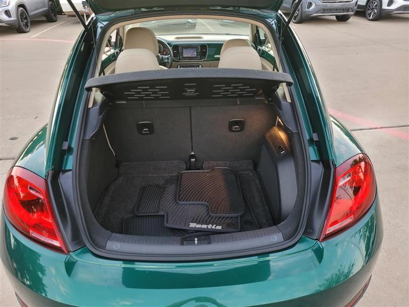 Volkswagen Beetle 1.8T SE 2017
