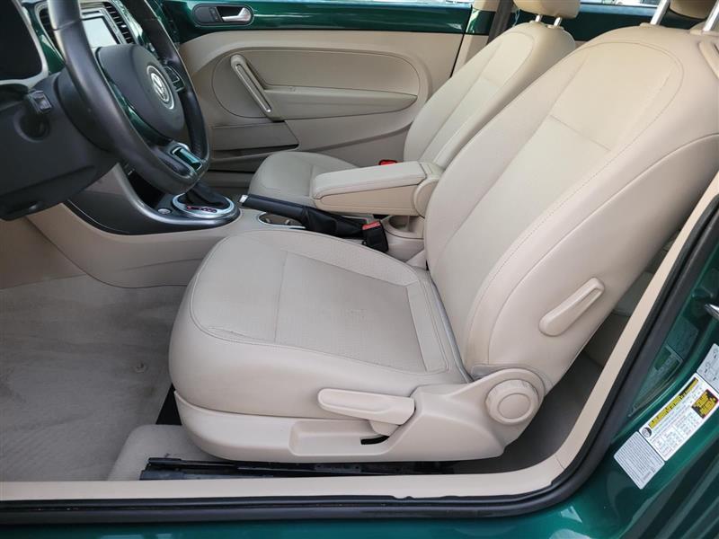 Volkswagen Beetle 1.8T SE 2017