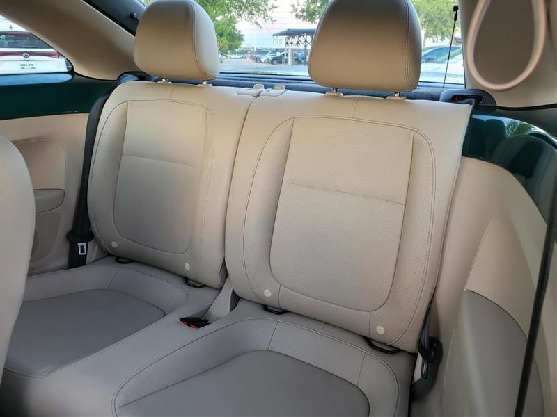 Volkswagen Beetle 1.8T SE 2017