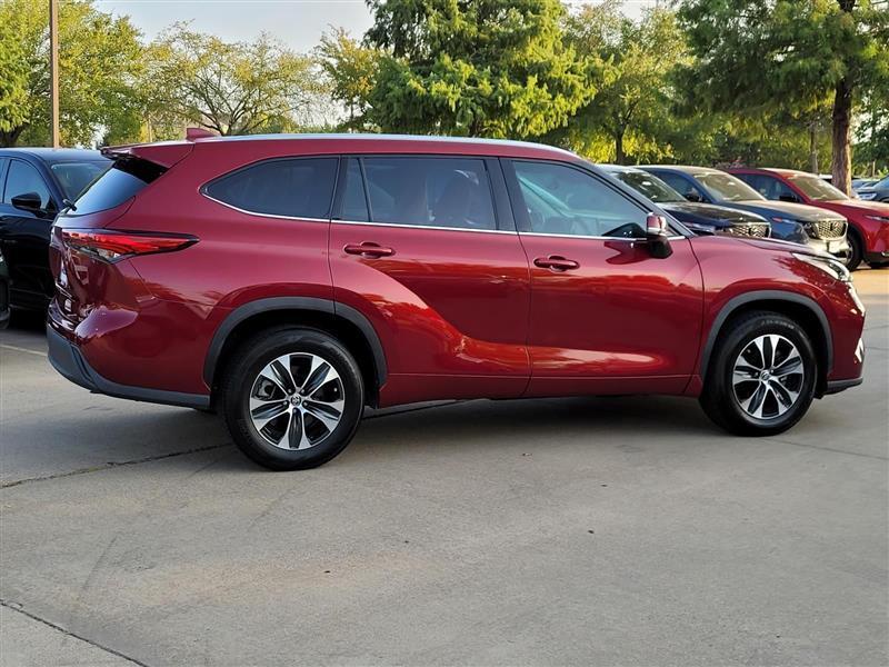 Toyota Highlander XLE FWD V6 2020