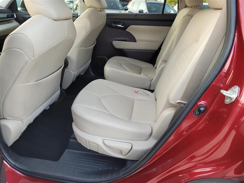 Toyota Highlander XLE FWD V6 2020