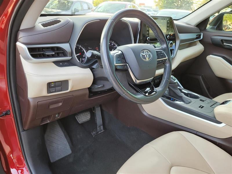 Toyota Highlander XLE FWD V6 2020